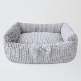 Dolce Dog Bed (Color Option: Sterling)